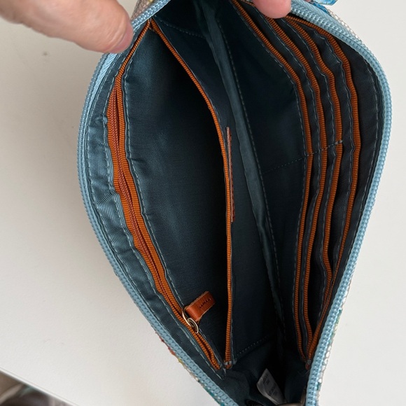 Hobo floral leather wristlet wallet NWOT - Picture 3 of 5